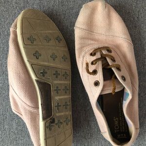 Toms shoes